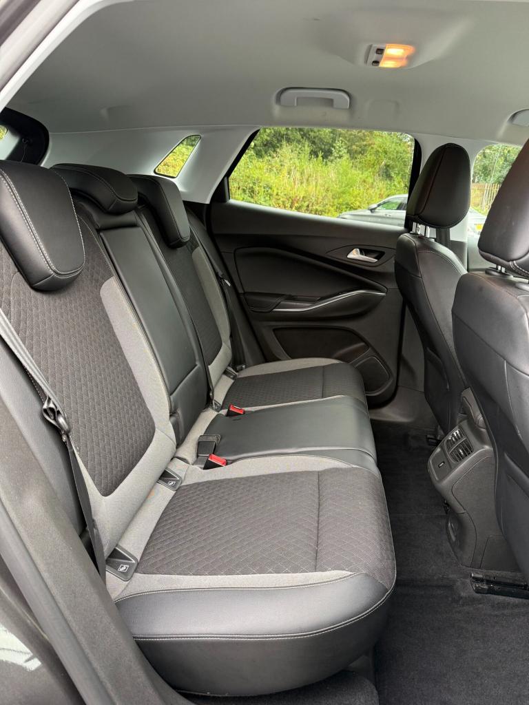 2018 Vauxhall Grandland X 1.5 Turbo D Tech Line Nav 5dr , Euro 6 , No VAT HATCHBACK Diesel Manual