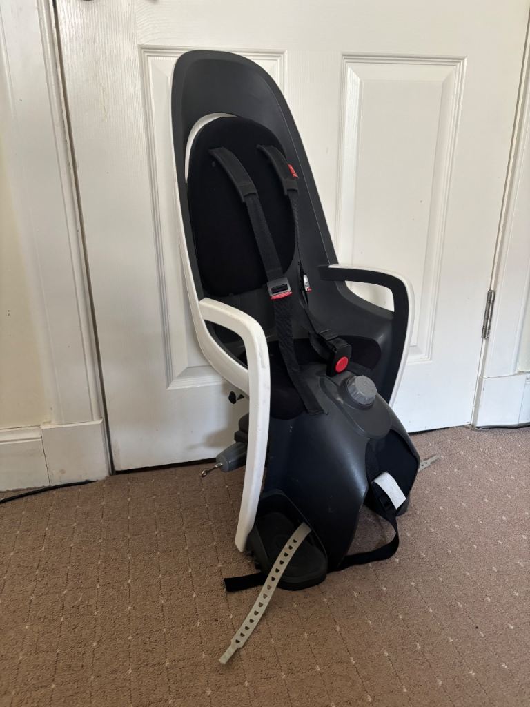 Hamax Caress child bike seat - rack mounting