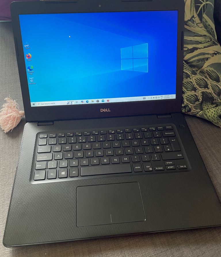 Laptop Dell slim lightweight 