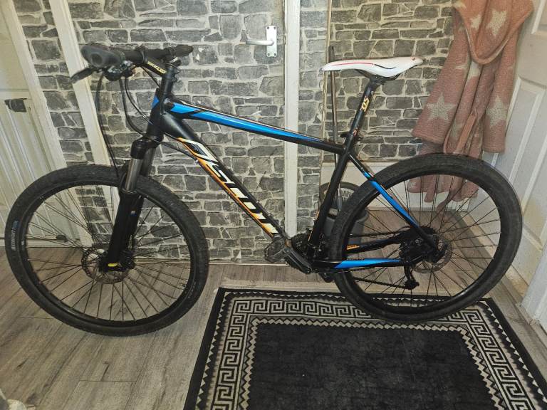 Scott aspect 730 mountain bike