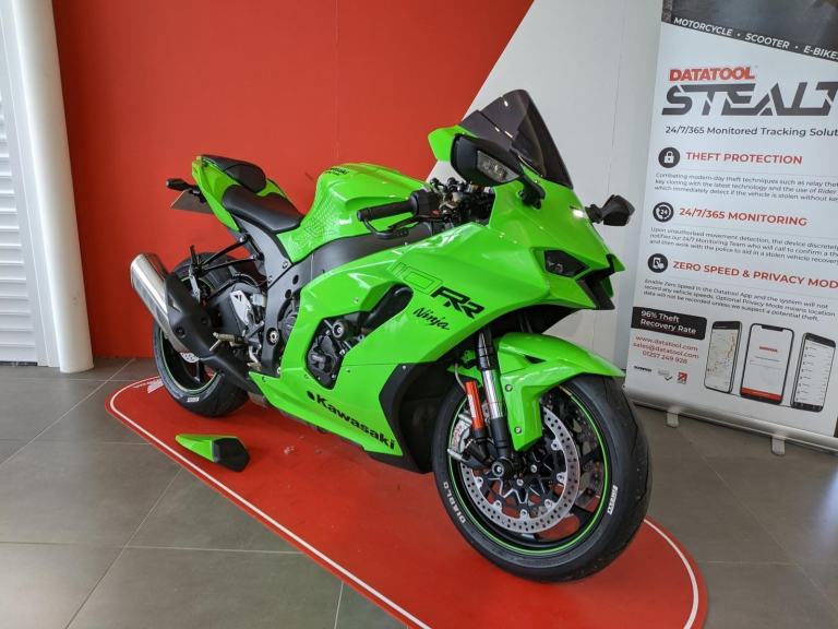 KAWASAKI ZX-10RR NINJA GREEN -RR HOMOLOGATION FOR SBK VERSION- SERIOUS UPGRADES