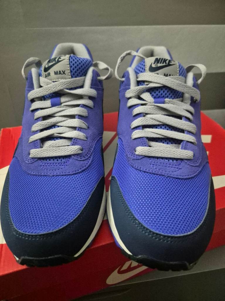 Ultra rare NIKE AIRMAX 1 PERSIAN VOILETS size 9 DEAD STOCK 12 years old never worn   