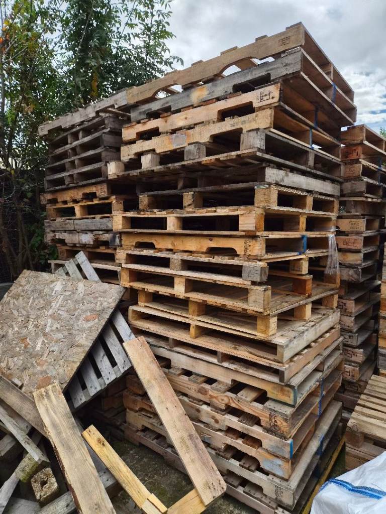 Used Wooden Pallets - Good Condition
