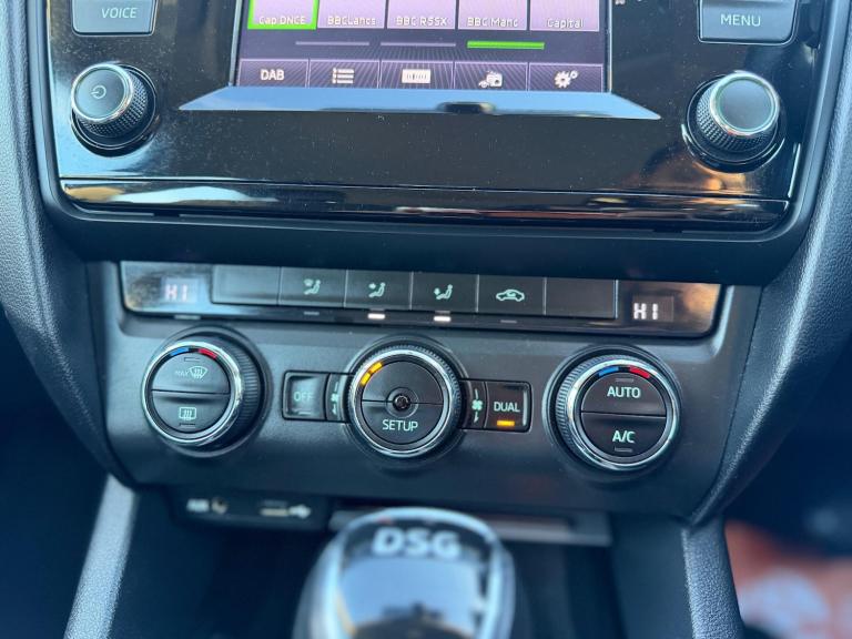 2013 Skoda Octavia 1.4 TSI Elegance Estate 5dr Petrol DSG Euro 5 (s/s) (140 ps) ESTATE Petrol Aut...