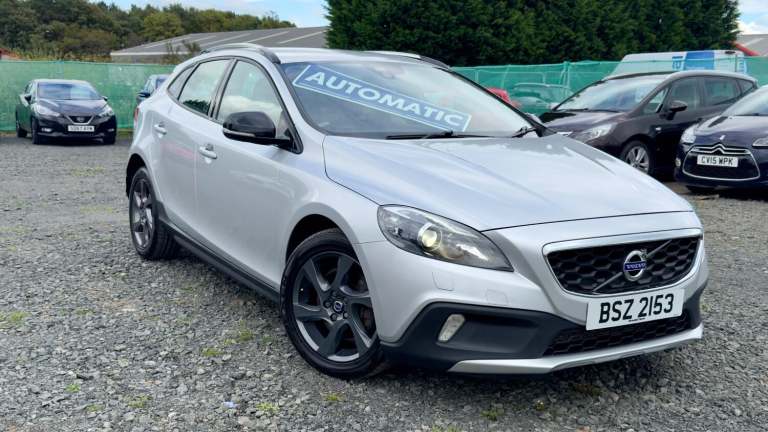 image for VOLVO V40 CROSS COUNTRY 2.0 Cross Country Pro D2 2015