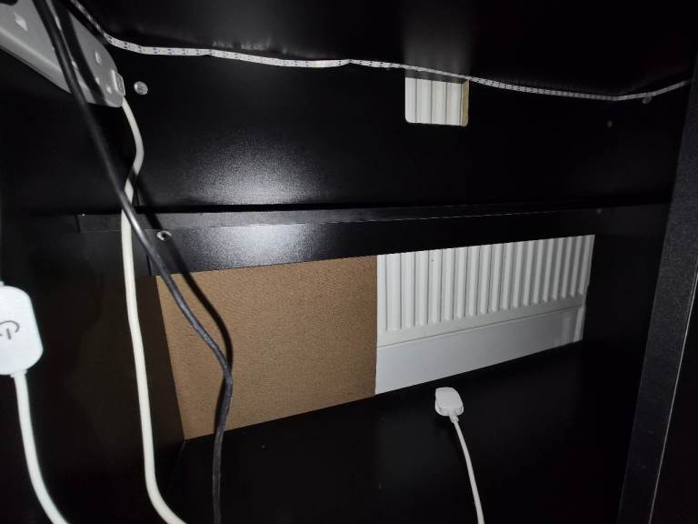 Fluval Roma 200 fish tank and cabinet