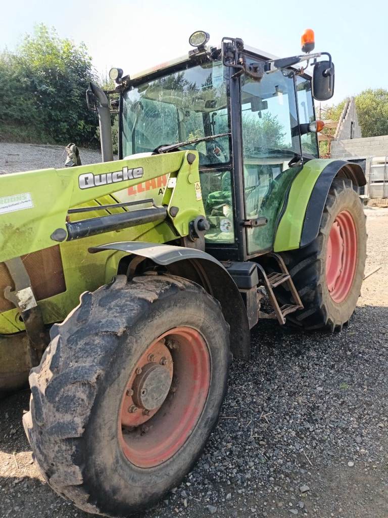 Claas tractor and loader