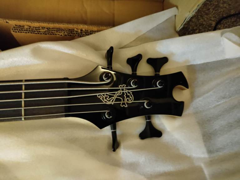 Toby by Tobias 5-string bass