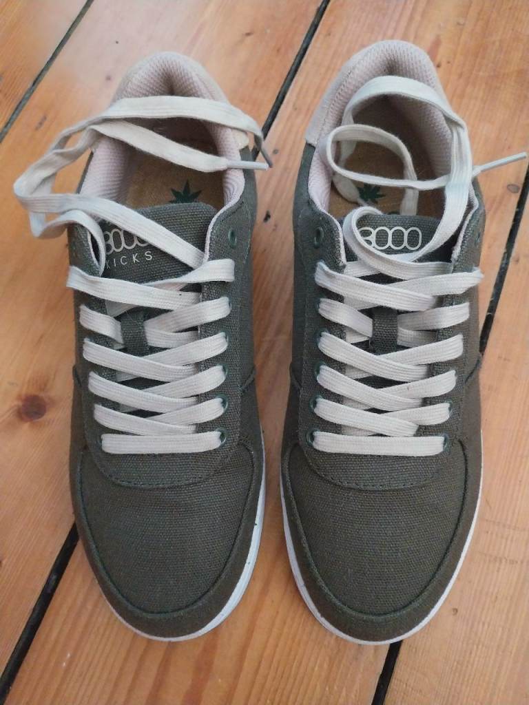 8000 Kicks Hemp Shoes - new!