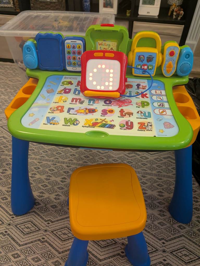 VTech: Learning Centre, stool & sheets