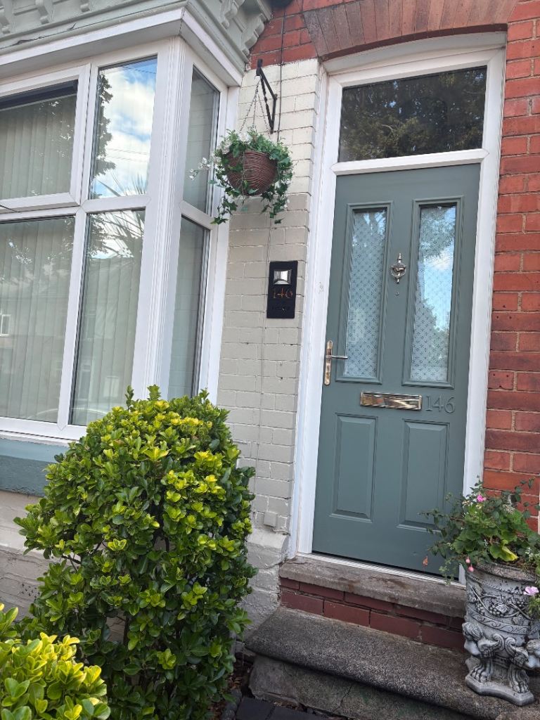 Large 3 bed Victorian house 