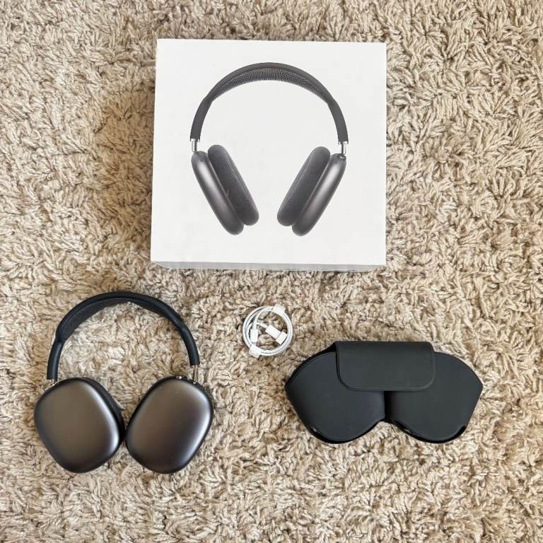  Genuine Apple AirPods Max Space Grey A2096 Excellent Condition