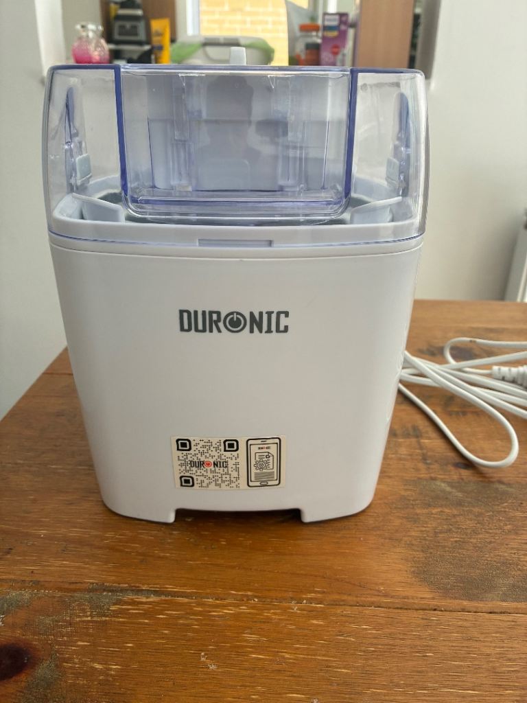 Ice cream/frozen yogurt maker