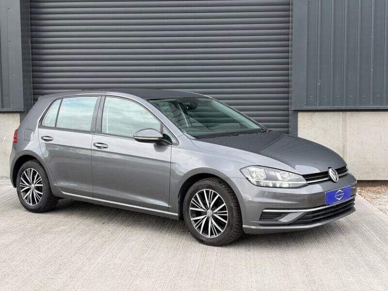 2018 Volkswagen Golf 2.0 GOLF SE NAV TDI Bluemotion Hatchback Diesel Semi Automatic