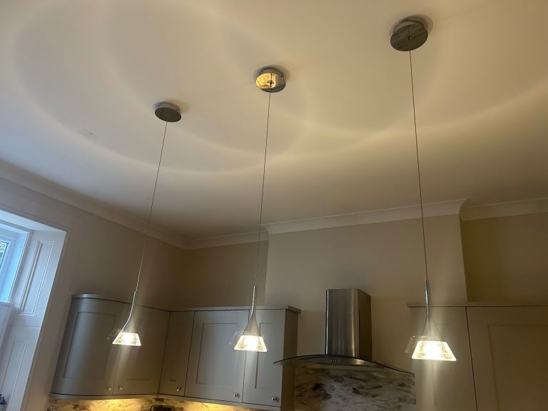 image for 3 pendant lights 