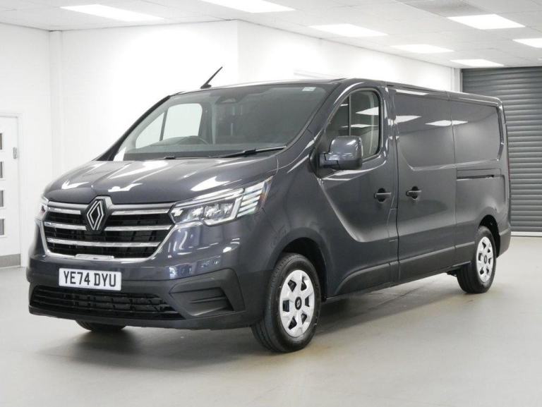 74 RENAULT TRAFIC LL30 2.0 BLUEDCI 130 BHP LONG ADVANCE EDITION