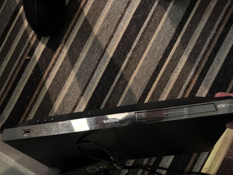 Philips Blu-ray/DVD Player – Good Working Order