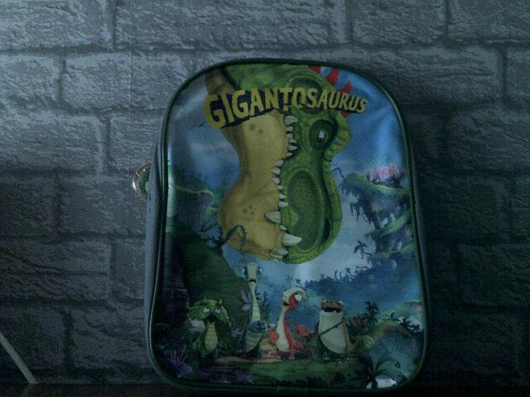 24 Gigantosaurus Dinosaur Kids - Backpack Rucksack. (£5 Each)