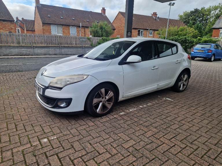 2013 Renault, MEGANE.  £20 TAX – MOT May 2027