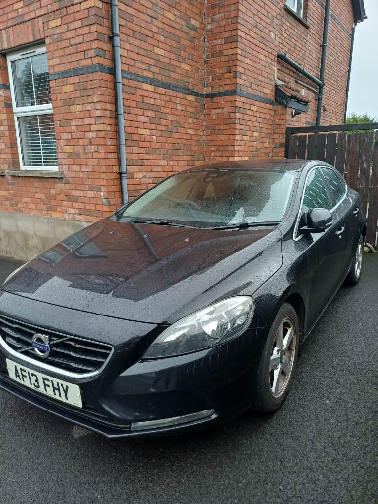 Volvo, V40, Hatchback, 2013, Manual, 1560 (cc), 5 doors