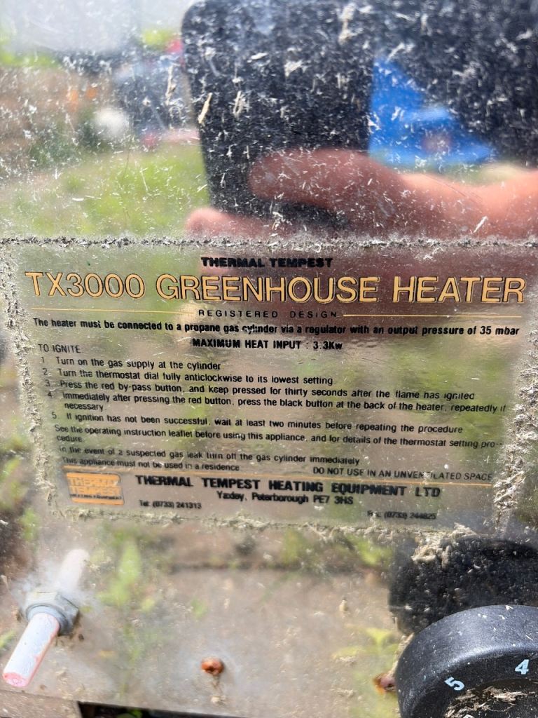 Greenhouse heater 