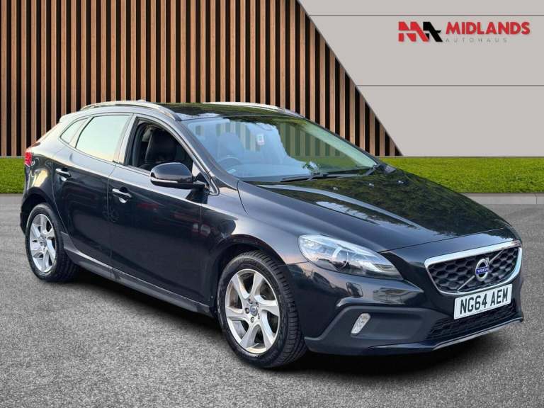 2015 Volvo V40 Cross Country 1.6 D2 Lux Nav Euro 5 (s/s) 5dr Hatchback Diesel Manual