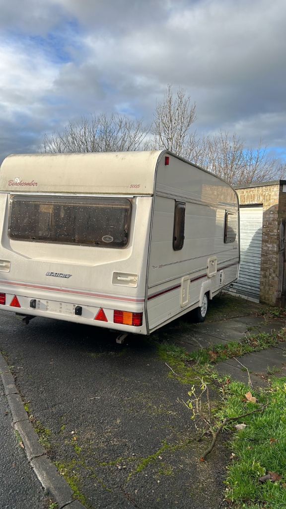 Bailey 1999 caravan