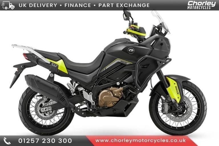 QJMOROR SVT 650 X ADVENTURE *FREE 3 PART LUGGAGE SET
