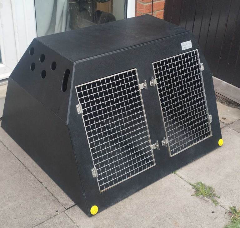 DT Boxes ( DT4 ) Transport dog box ( Single or Double ) "Delivery Available"