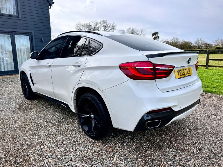 BMW, X6, Coupe, 2015, Semi-Auto, 2993 (cc), 4 doors