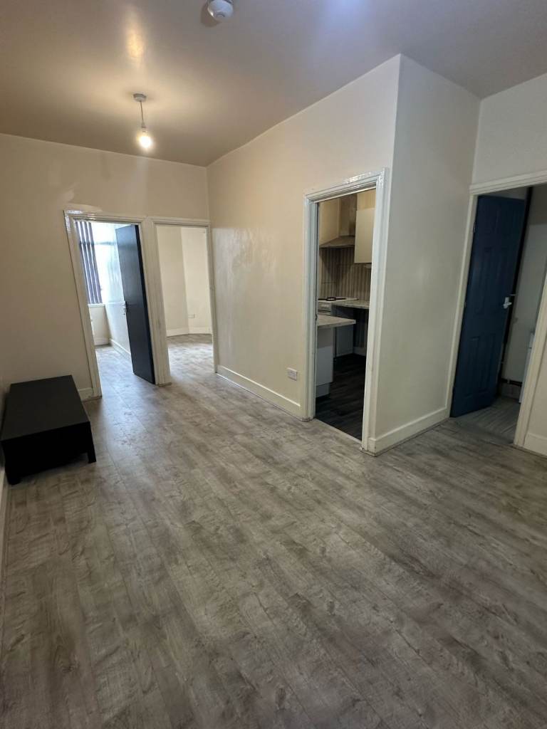 2 BEDROOMS FLAT AVAILABLE AT STRATFORD ROAD B28