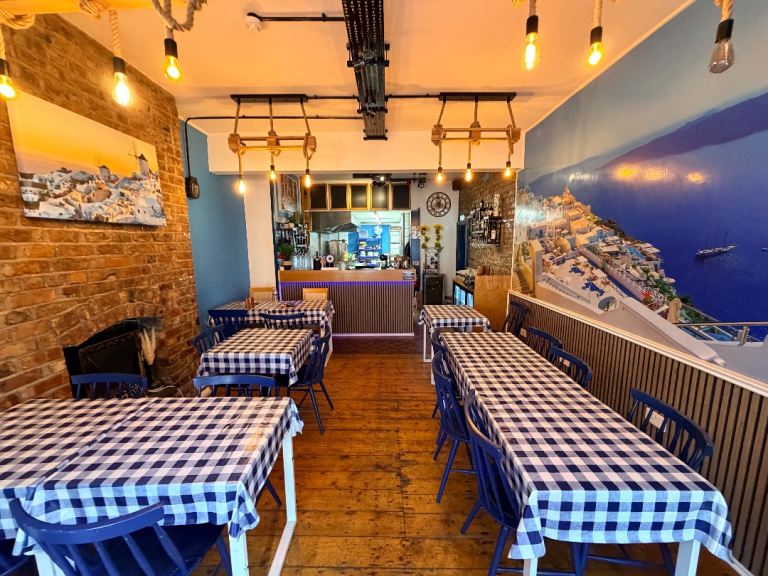 Restaurant/Takeaway Shop Business For Sale - Prime Location - Modern Interior - Free Parking