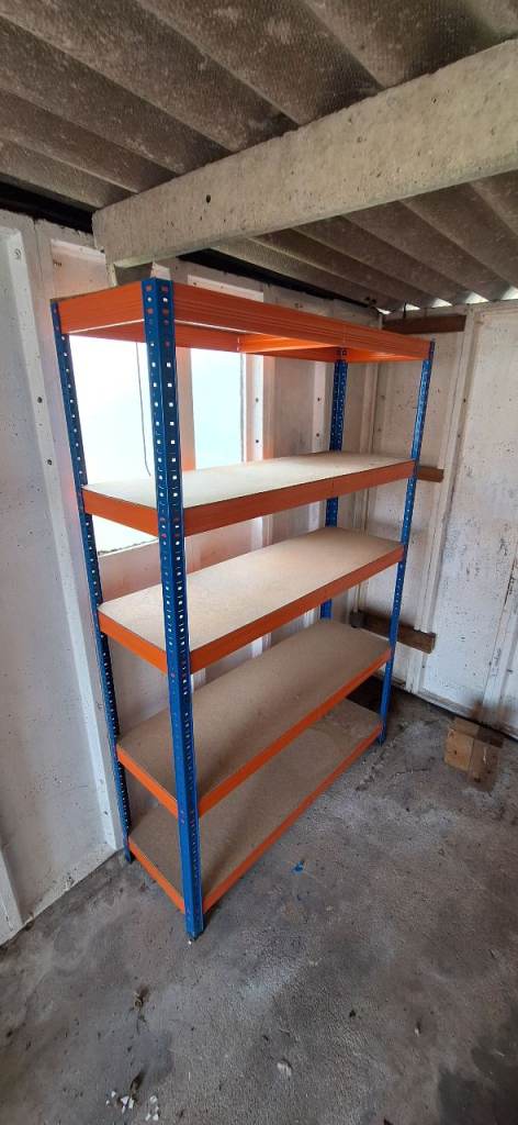 Garage shelving