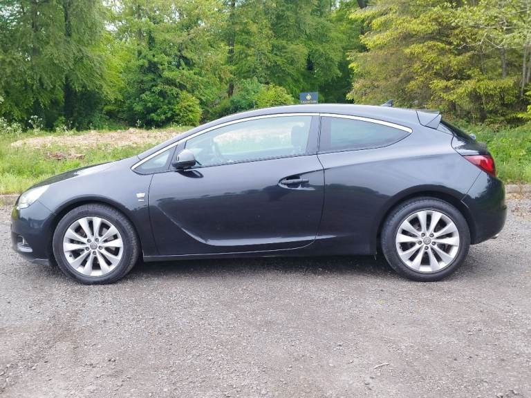 Vauxhall, ASTRA GTC, Sri 1.6 Turbo petrol 180 bhp Hatchback, 2012, Manual, 1598 (cc), 3 doors