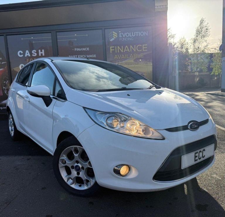 2012 Ford Fiesta 1.25 Zetec 5dr [82] HATCHBACK PETROL Manual