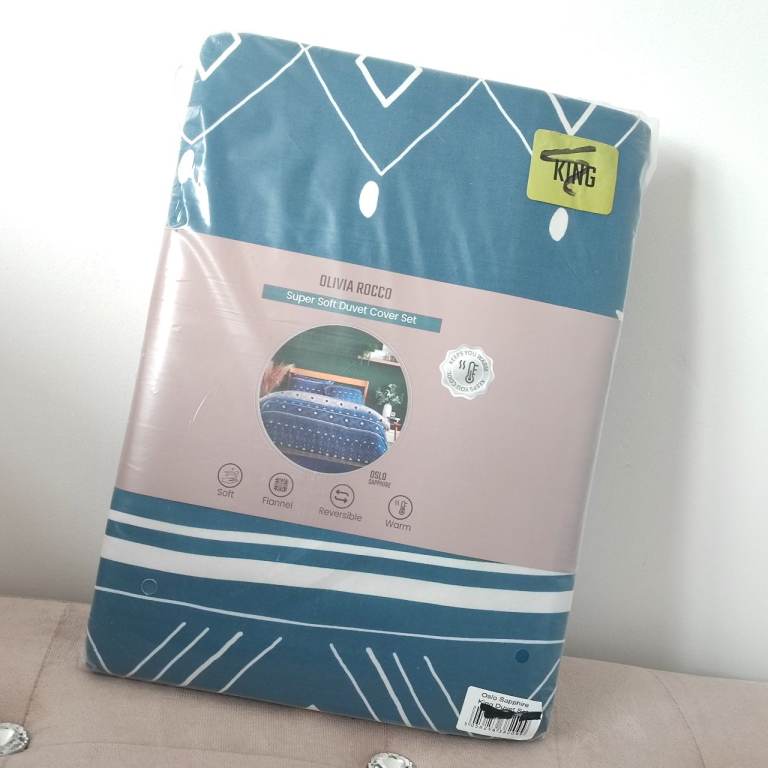 Olivia Rocco king size duvet cover set.