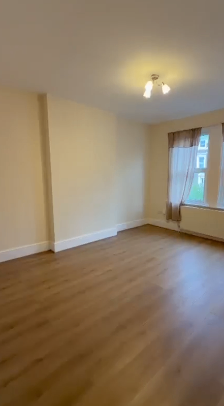 3 Bedroom First floor Flat for Rent