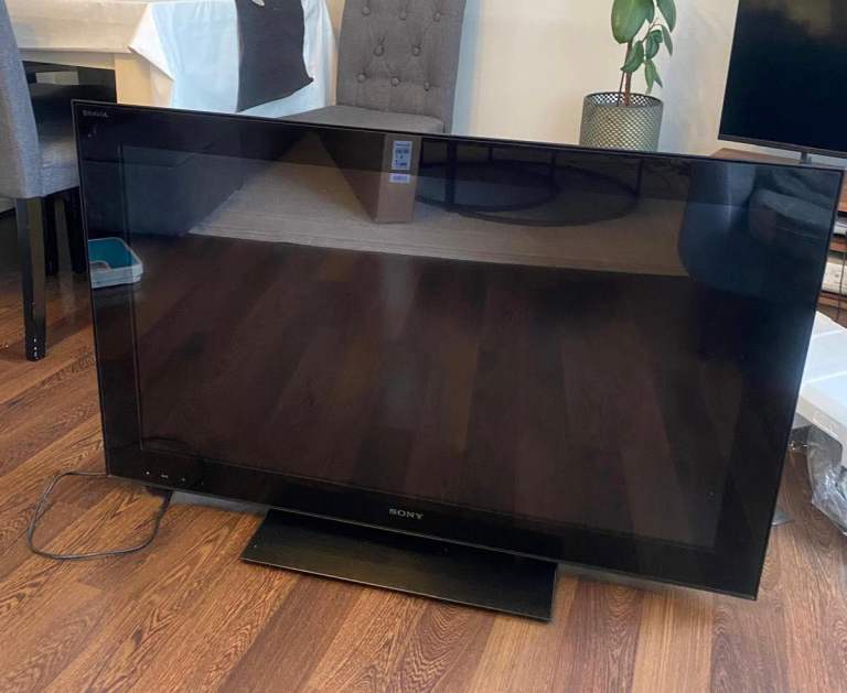 SONY 40inch TV for sale