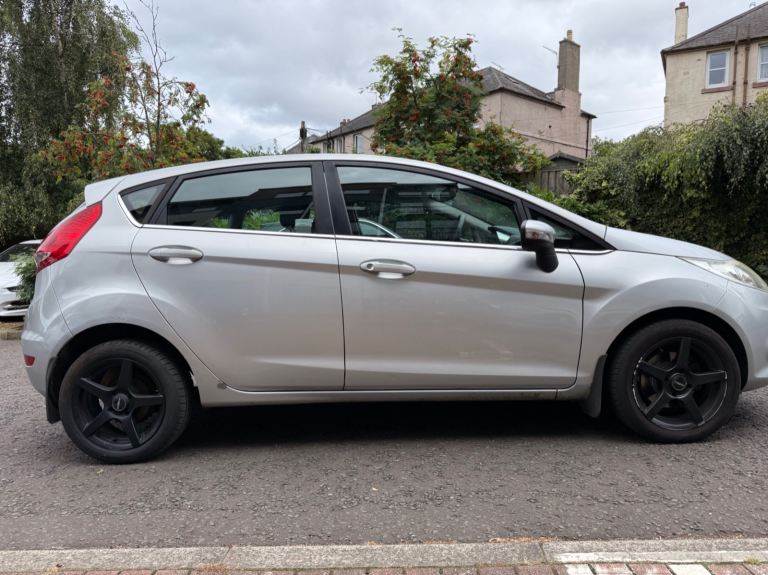  Ford fiesta 1.2 zetec 5 door model✅ (unlike Vauxhall corsa)
