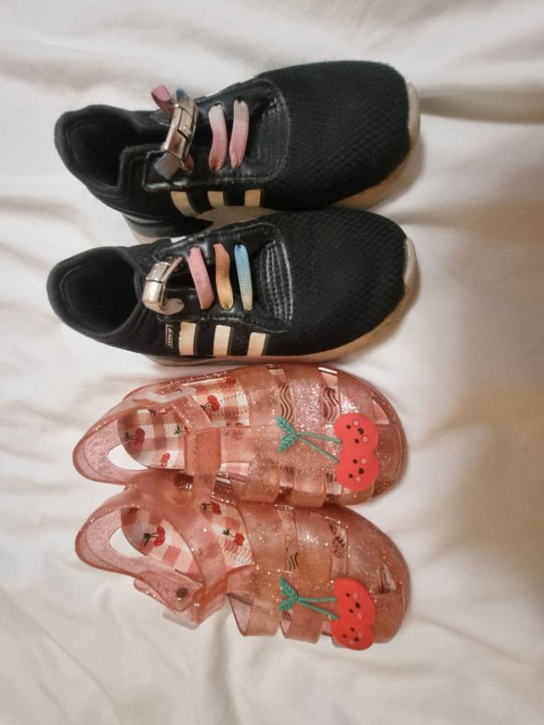 Size 9 shoe bundle