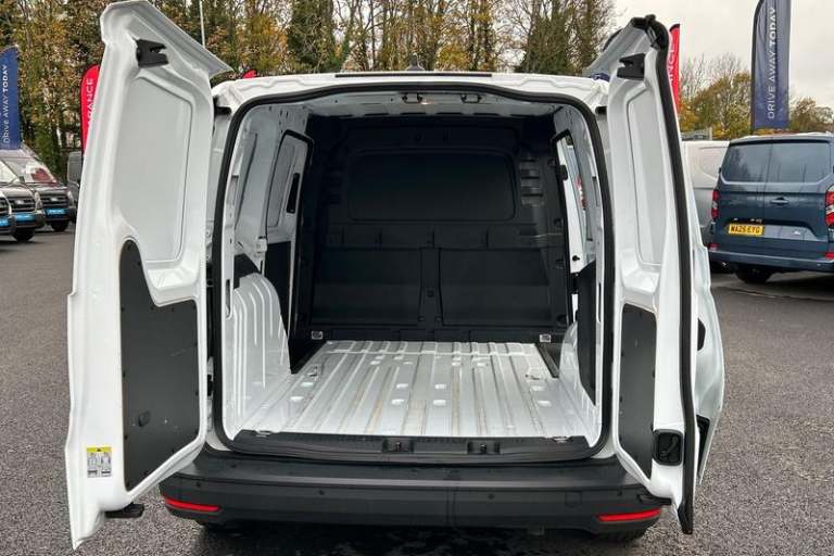 2025 Ford Transit Connect 250 Trend AUTO L2 LWB 1.5 EcoBoost PHEV 150ps, SAT NAV, REAR PARKING SE...