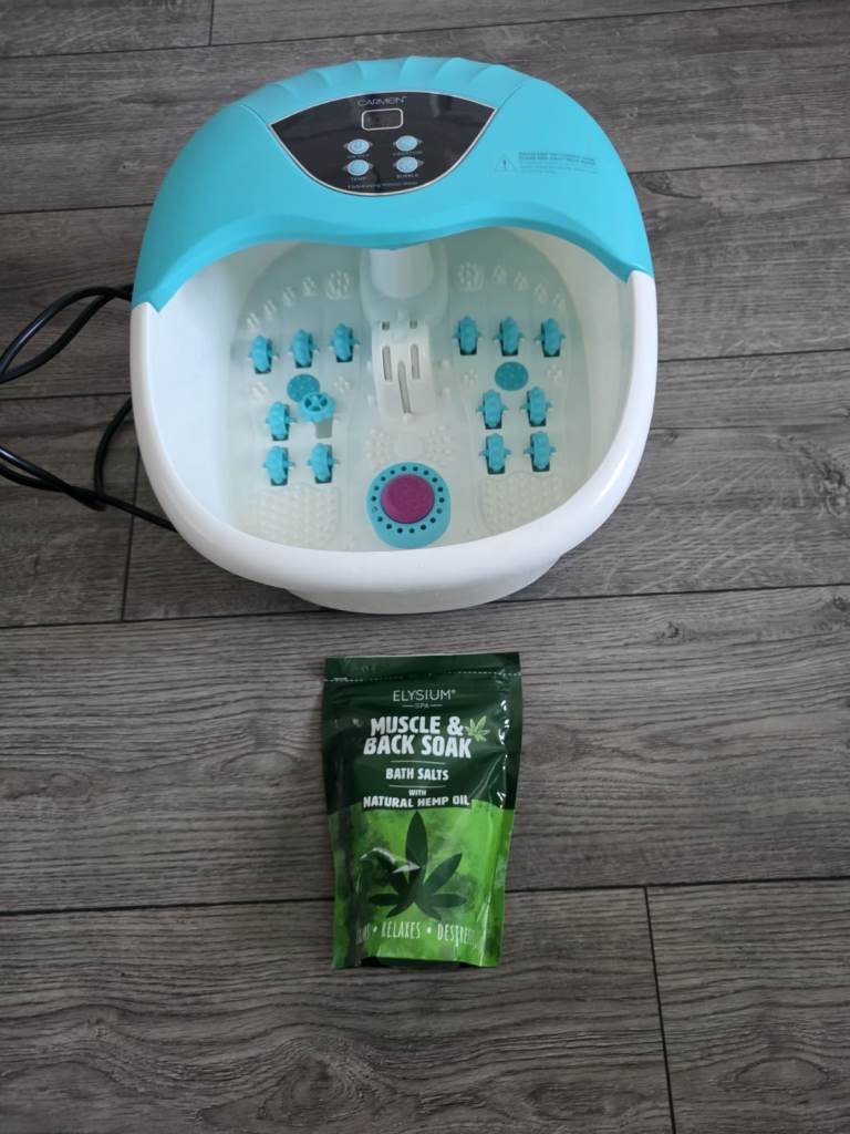 Carmen digital temperature control foot spa with bath salts