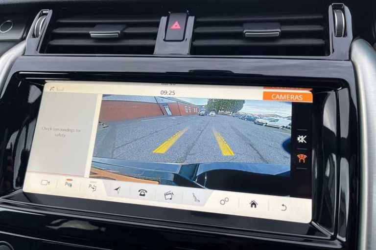 2019 Land Rover Discovery 2.0 SD4 HSE 5dr Auto ESTATE DIESEL Automatic