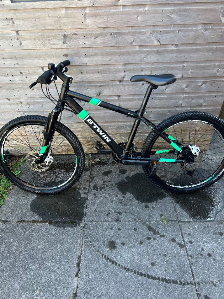Junior mountain bike ( BTWIN )