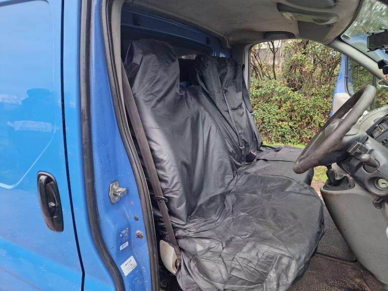 2013 Renault Trafic Blue MWB  Drives Perfect  12mth MOT  160k miles