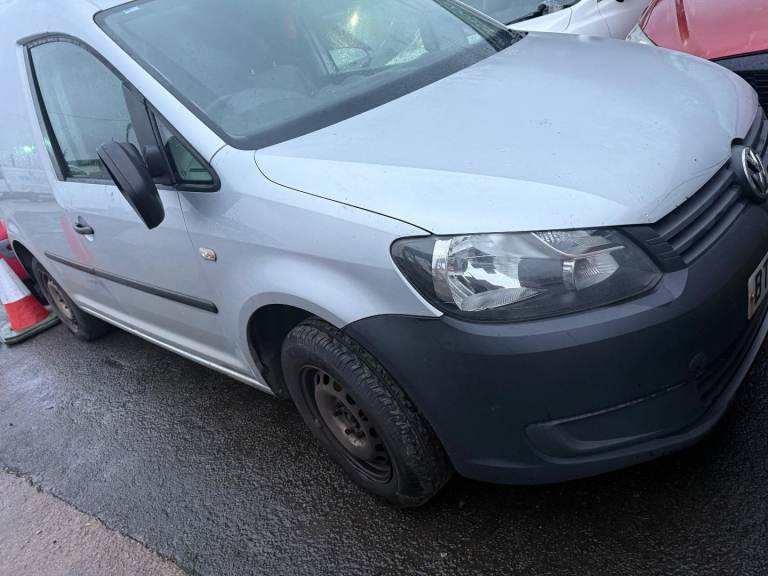 Breaking spare vw caddy van silver