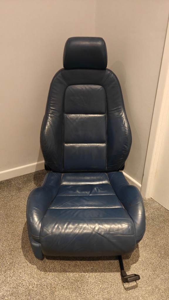 Audi TT pair blue leather seats 