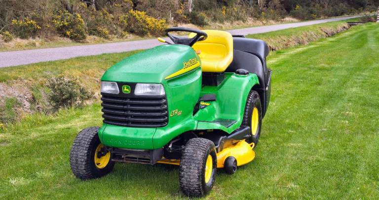 John Deere LTR180 Ride-On Lawn Mower – Good Condition