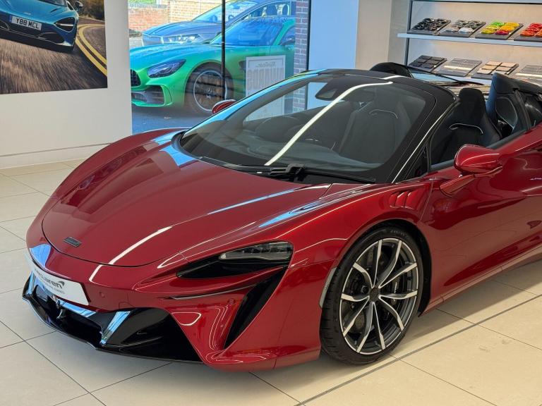  McLaren Artura 3.0T V6 7.4kWh Performance Spider 2dr Petrol Plug-in Hybrid SSG Euro 6 (s/s Petro...