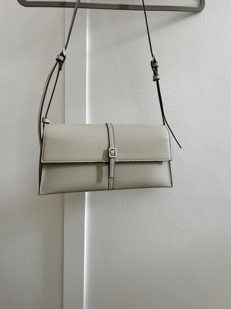 Morandi Tone Camel Shoulder Bag / Crossbody Bag